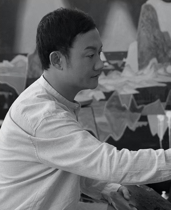 李金朋